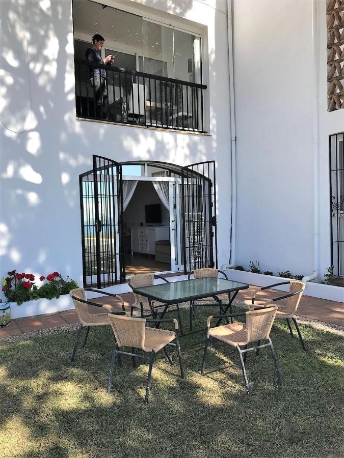Dona Lola Micaela - Fully Equiped 1 Bedroom Ground Floor Beach Front Apartment With Direct Access To The Beach Of Calahonda - Costa Del Sol - Cs155 Sitio de Calahonda Luaran gambar